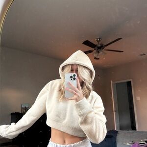 Alphalete Cream Hooded Sweatshirt